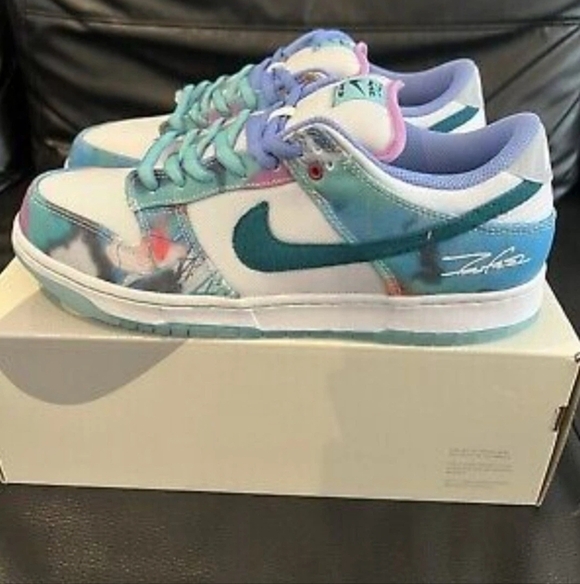 Nike SB Dunk Low "Futura Labs Bleached Aqua" 2024 - Size 11 - Picture 4 of 14